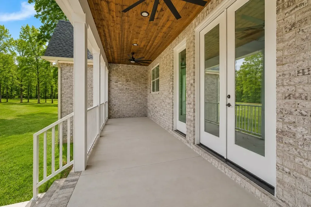 1052 Catoosa Ridge Drive Crossville TN 38571