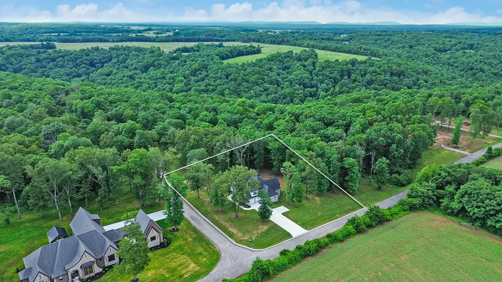 1052 Catoosa Ridge Drive Crossville TN 38571