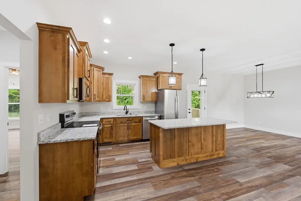 11100 H O Allison Road Baxter TN 38544
