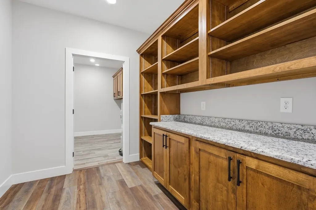 11100 H O Allison Road Baxter TN 38544