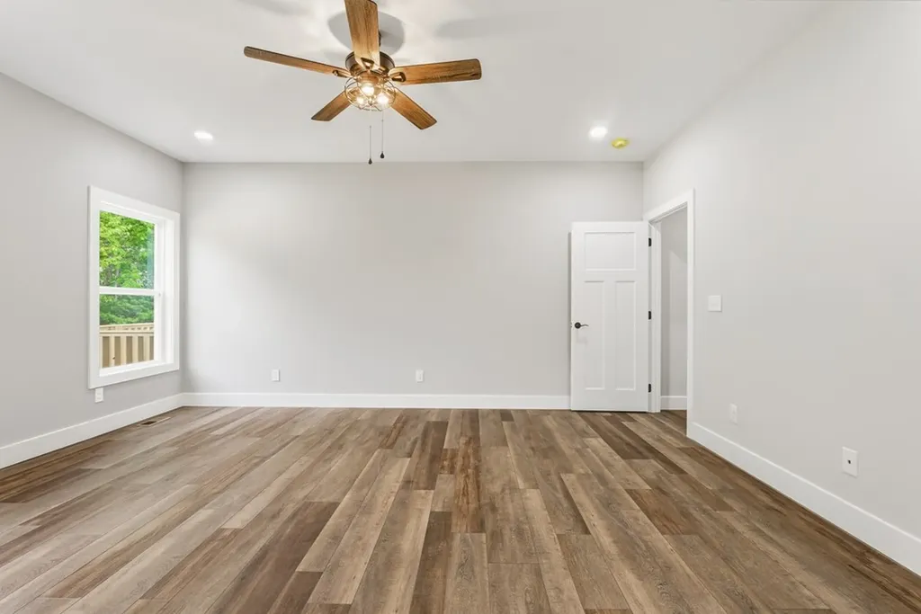 11100 H O Allison Road Baxter TN 38544
