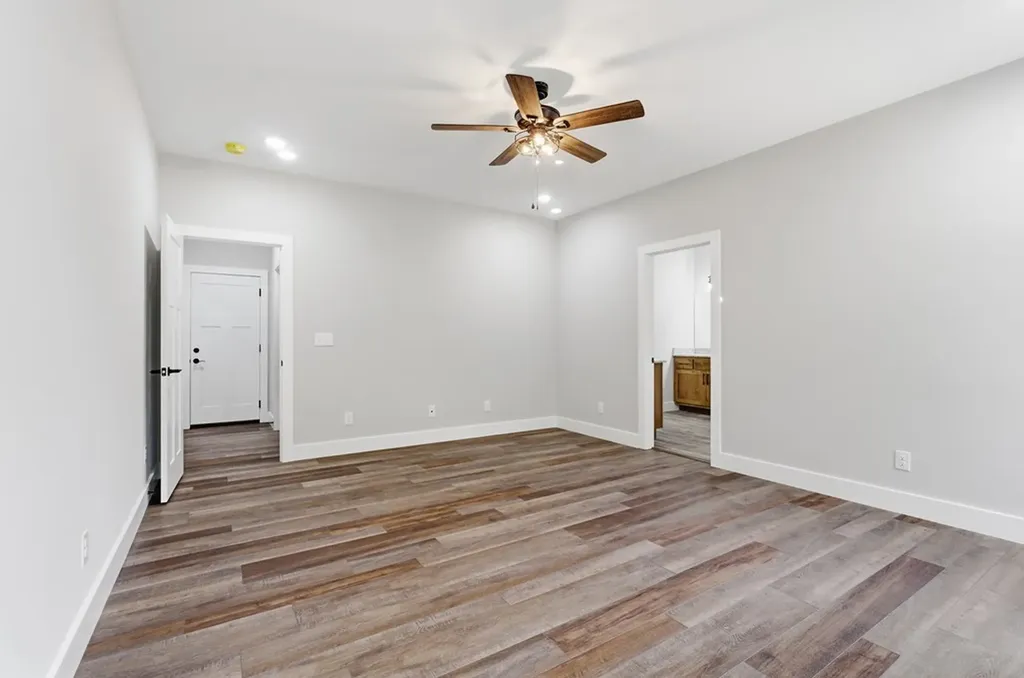 11100 H O Allison Road Baxter TN 38544