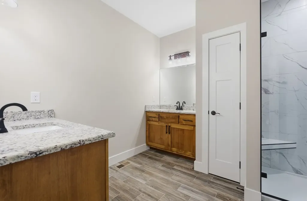 11100 H O Allison Road Baxter TN 38544