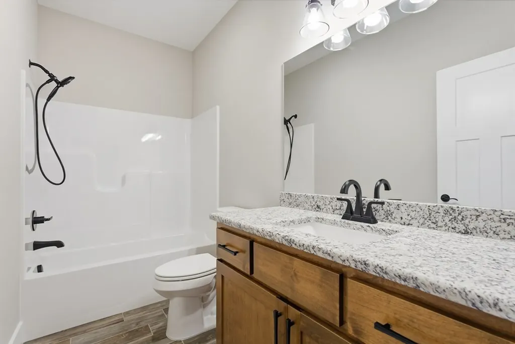 11100 H O Allison Road Baxter TN 38544