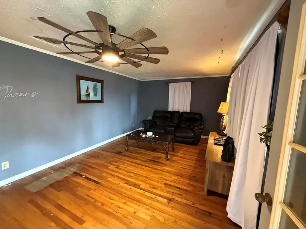 309 Jackson Street Smithville TN 37166