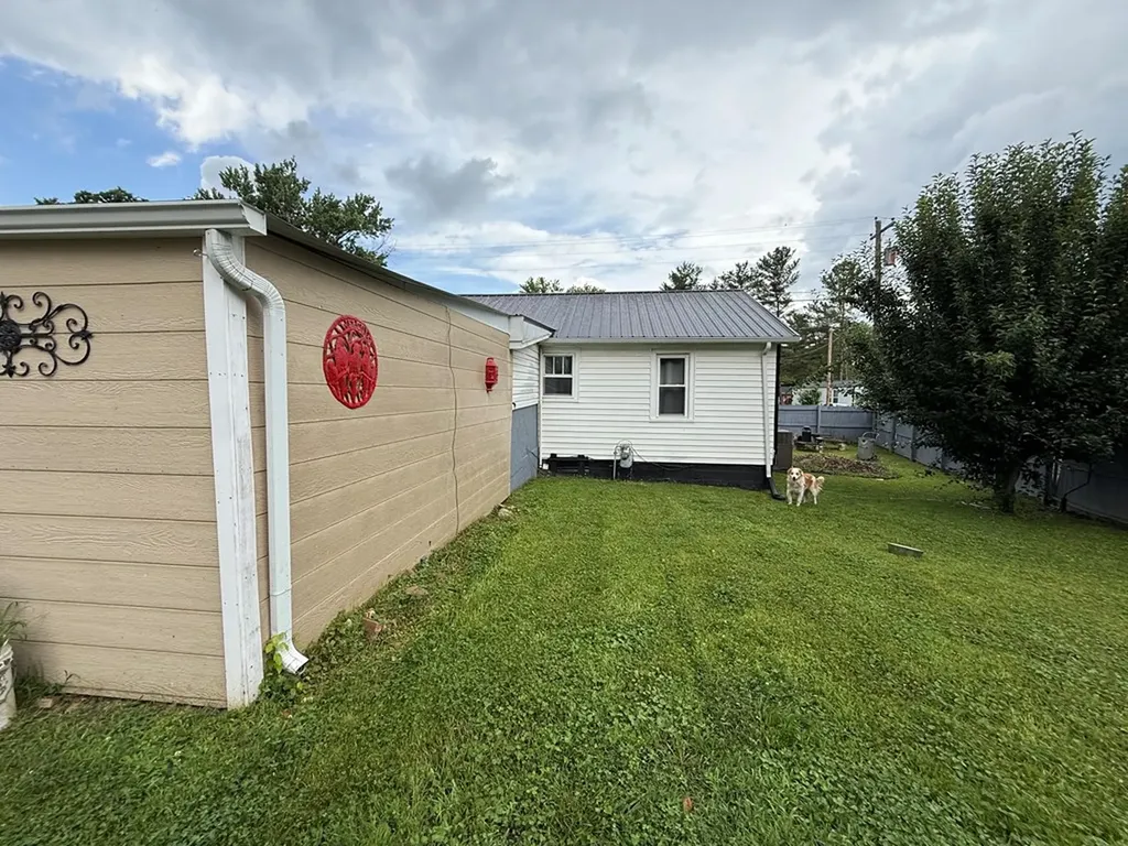 309 Jackson Street Smithville TN 37166