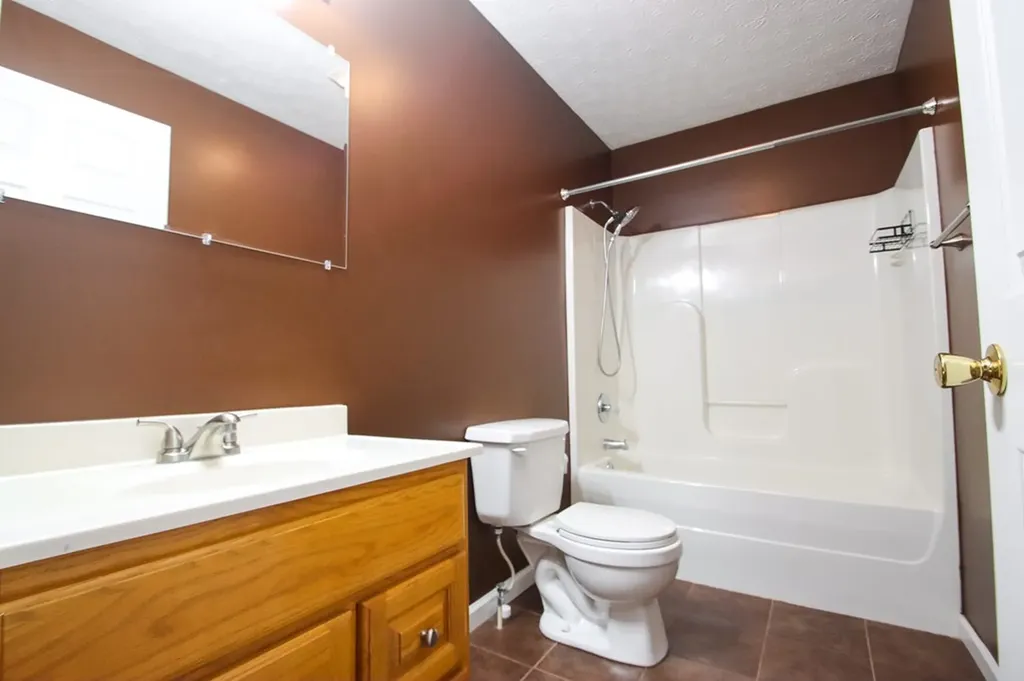 2464 Mcminnville Sparta TN 38583