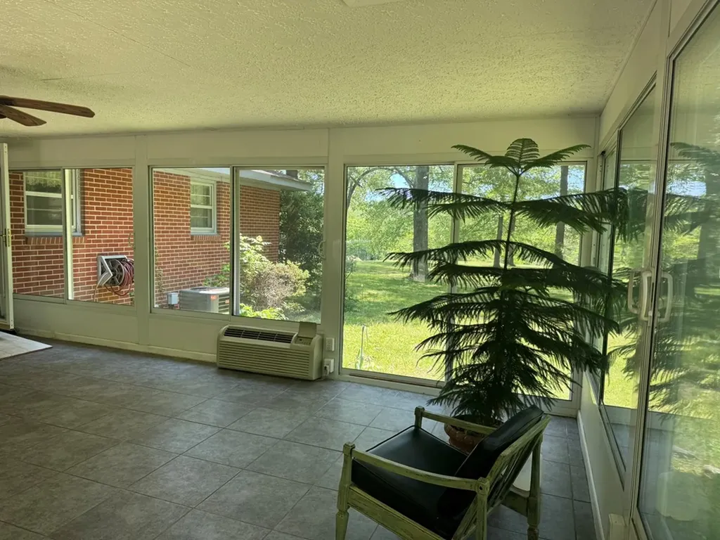 664 664 Sparta Drive Crossville TN 38555