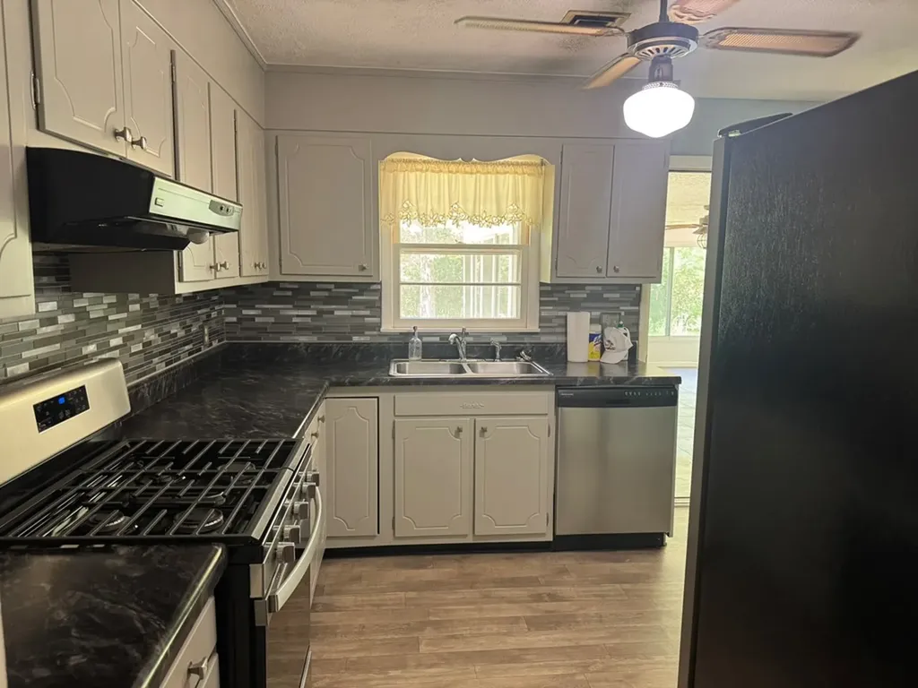 664 664 Sparta Drive Crossville TN 38555