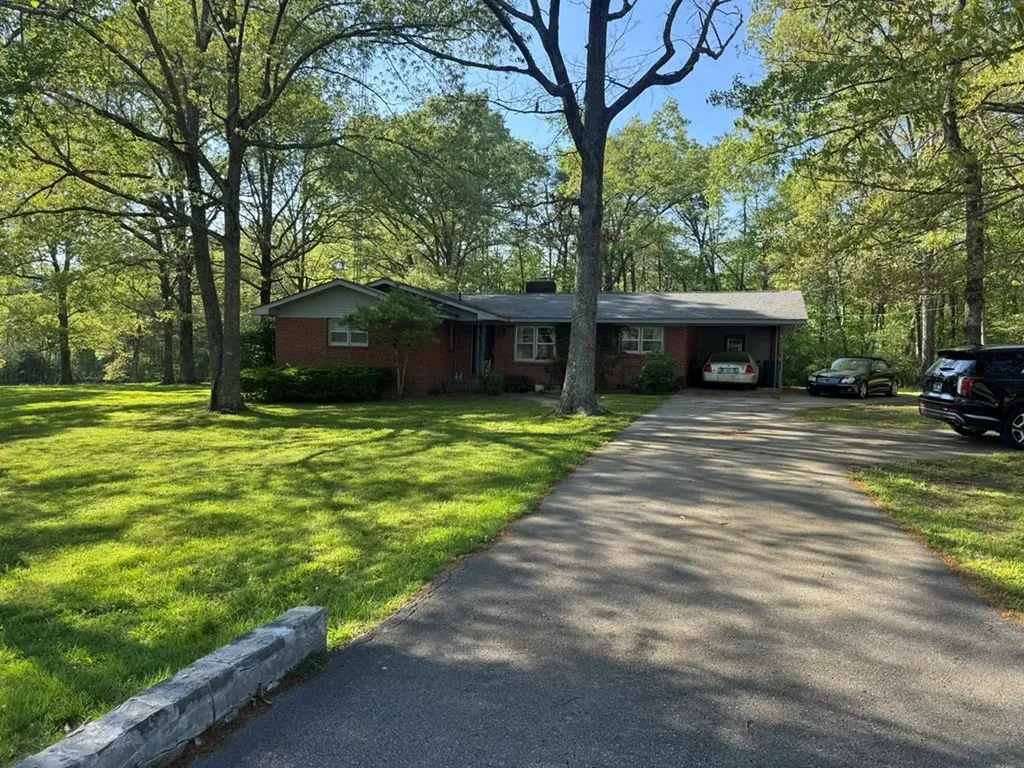 664 664 Sparta Drive Crossville TN 38555