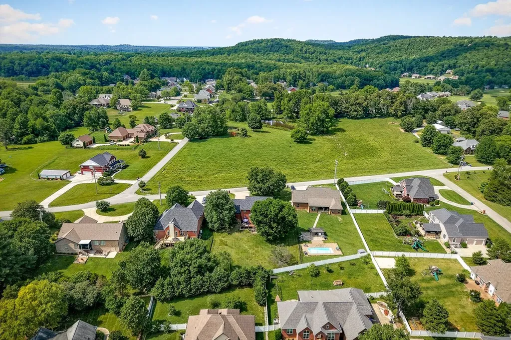 3553 Burton Cove Road Cookeville TN 38506
