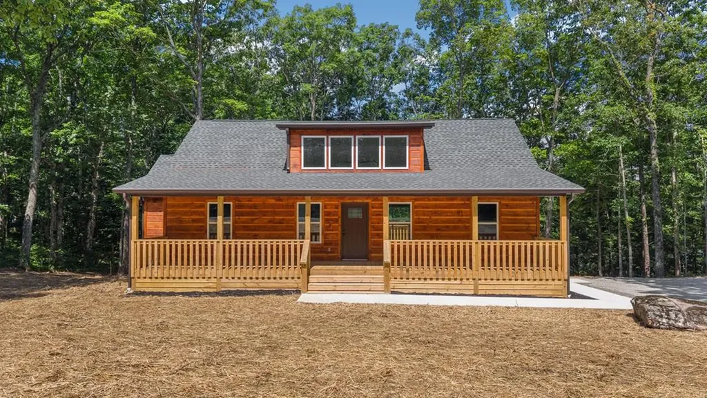 2377 Porch Rock Road Pikeville TN 37367