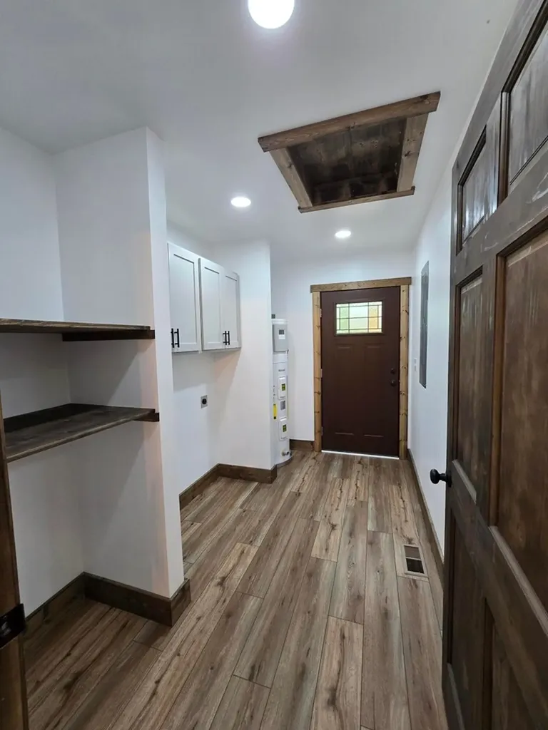 2377 Porch Rock Road Pikeville TN 37367