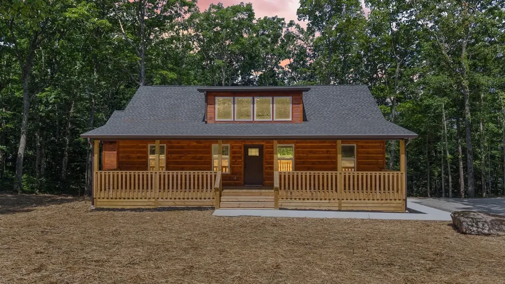 2377 Porch Rock Road Pikeville TN 37367