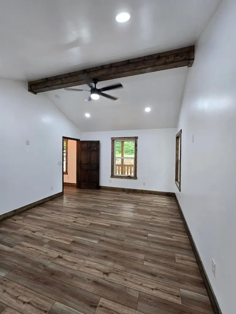 2377 Porch Rock Road Pikeville TN 37367