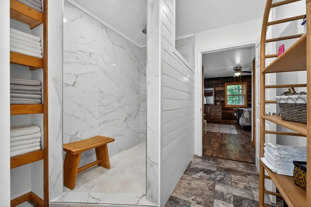 240 Dillon Lane Baxter TN 38544