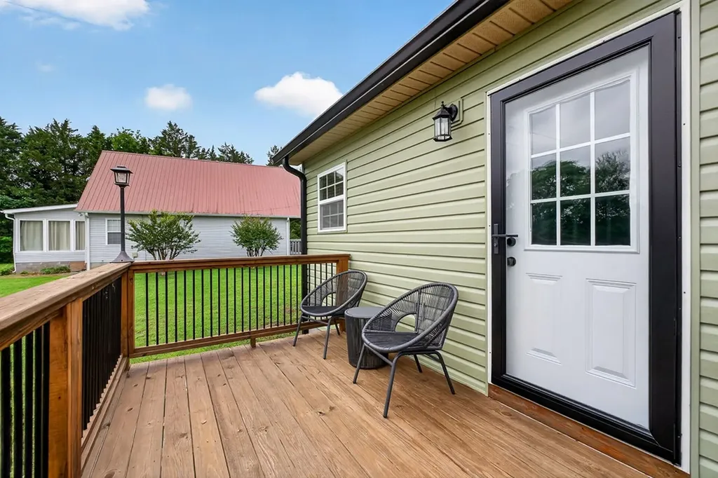 240 Dillon Lane Baxter TN 38544