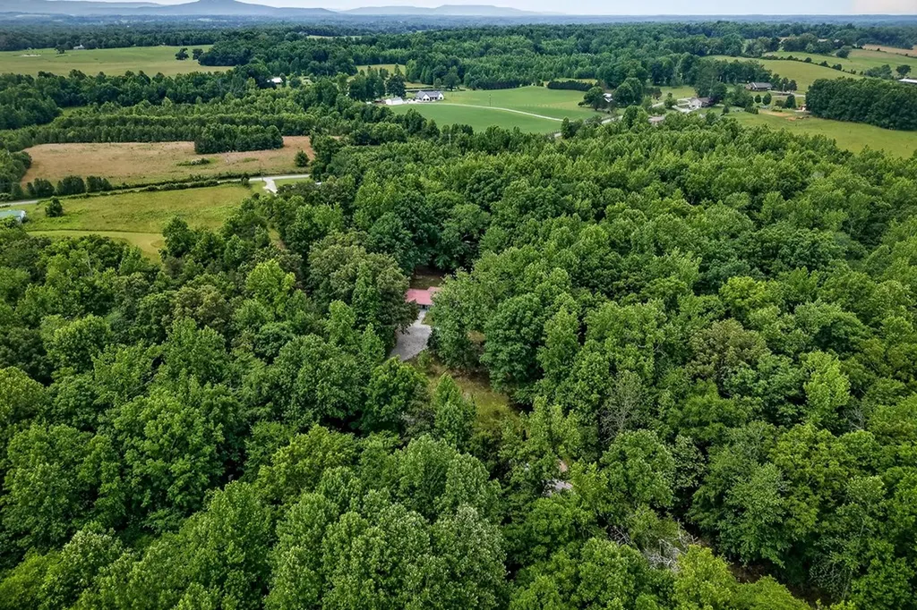 4533 Great Falls Road Rock Island TN 38581