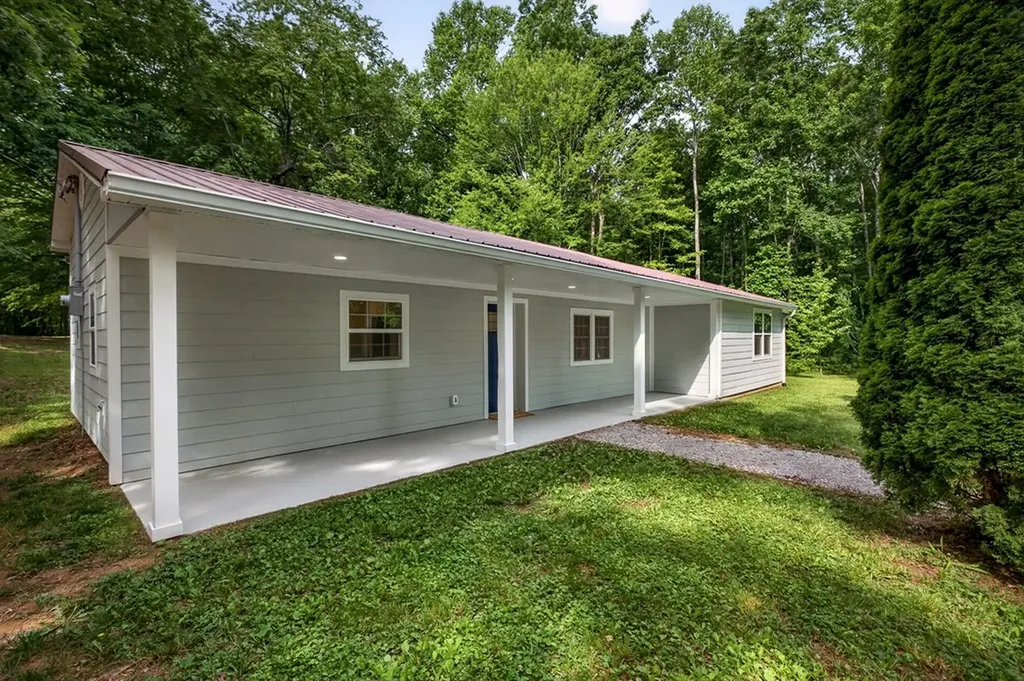 4533 Great Falls Road Rock Island TN 38581