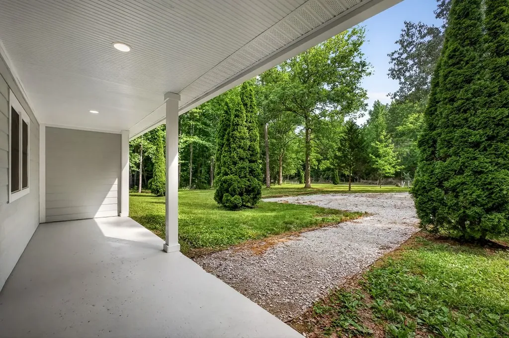 4533 Great Falls Road Rock Island TN 38581