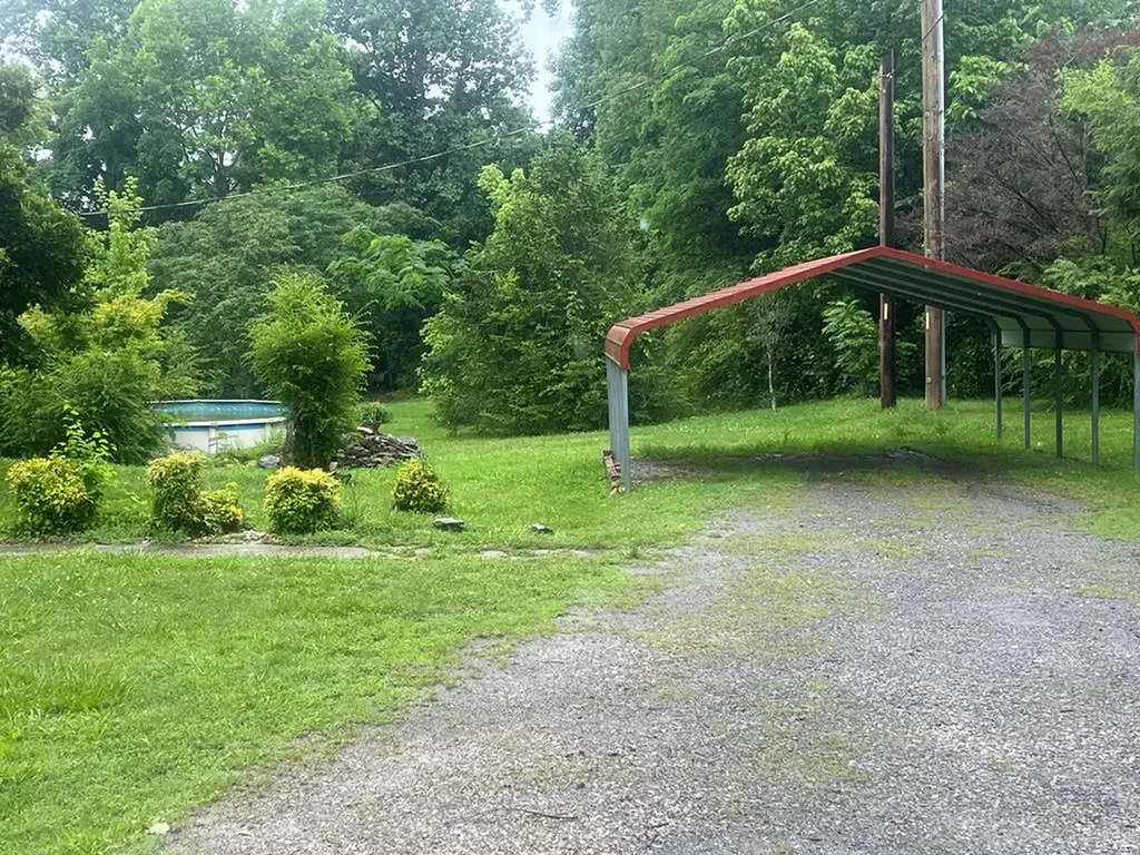 6515 Brown Ridge Road Baxter TN 38544