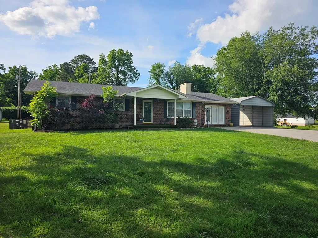 1235 Springdale Cookeville TN 38501