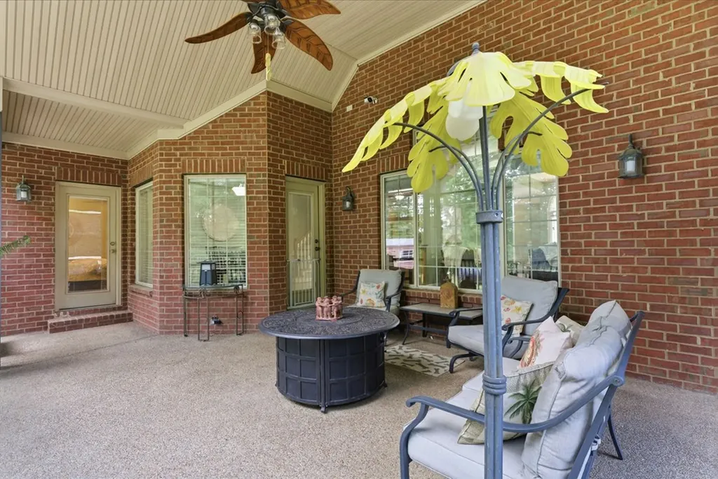 119 Millstone Way White House TN 37188