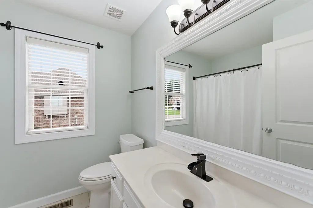 119 Millstone Way White House TN 37188