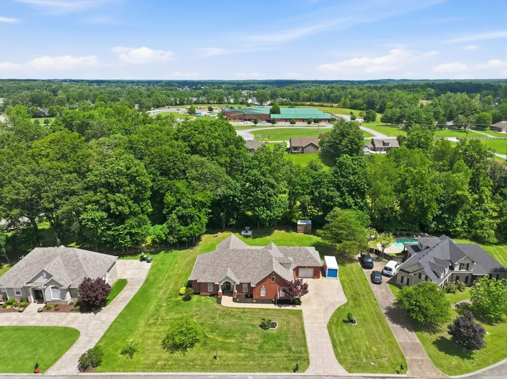 119 Millstone Way White House TN 37188