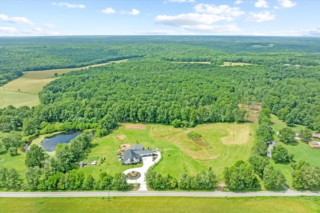 3358 Plateau Road Crossville TN 38571