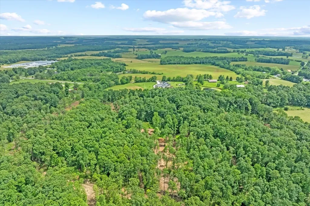 3358 Plateau Road Crossville TN 38571