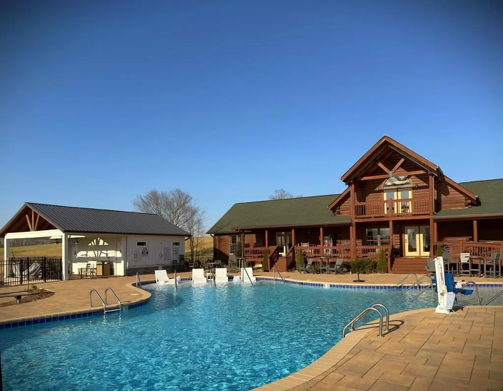 50 D Crappie Lane Hilham TN 38568