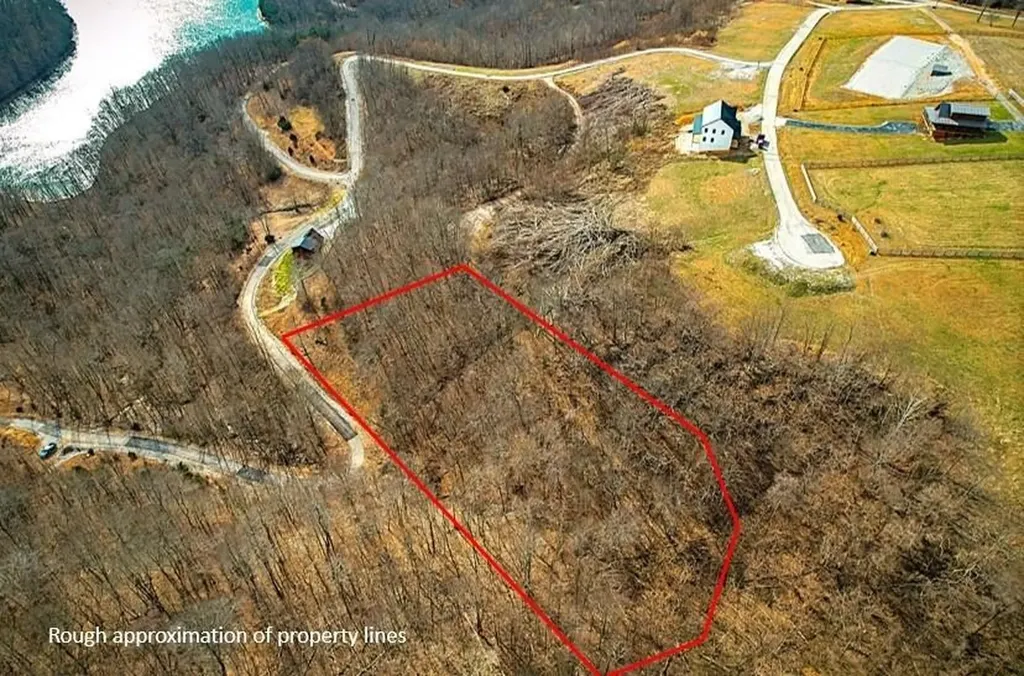 50 D Crappie Lane Hilham TN 38568