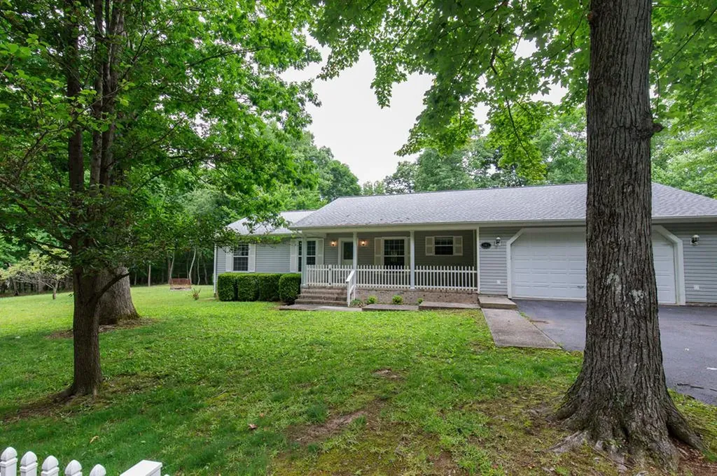 501 Bluff View Drive Spencer TN 38585
