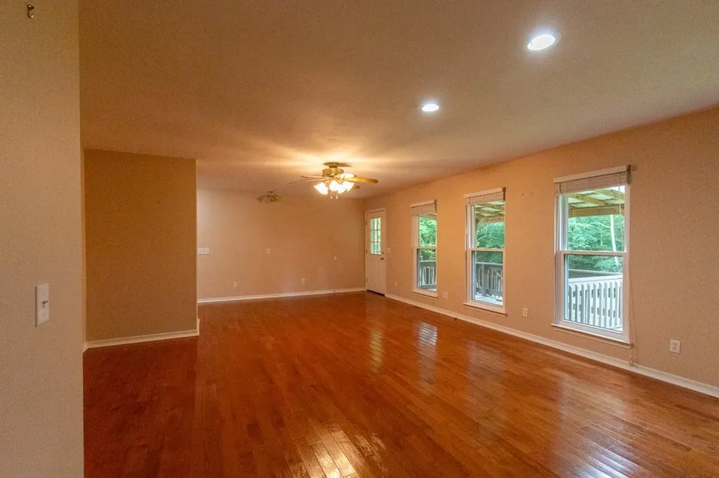501 Bluff View Drive Spencer TN 38585