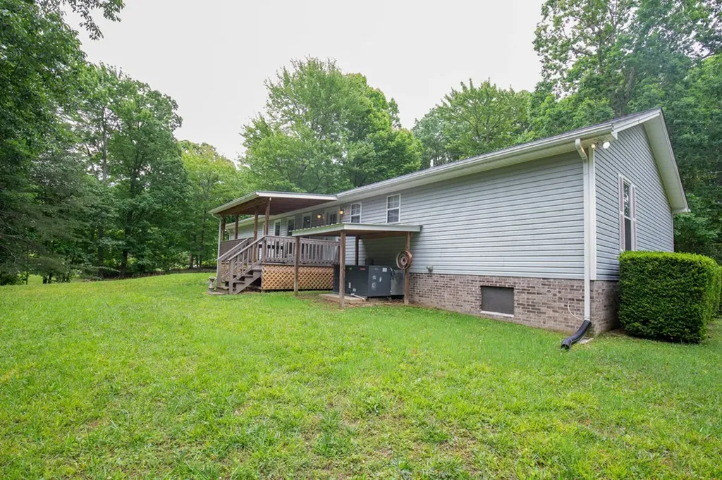 501 Bluff View Drive Spencer TN 38585