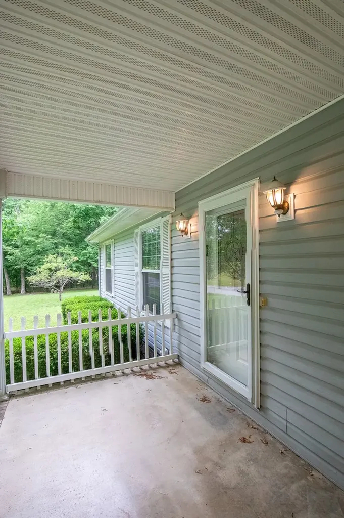 501 Bluff View Drive Spencer TN 38585