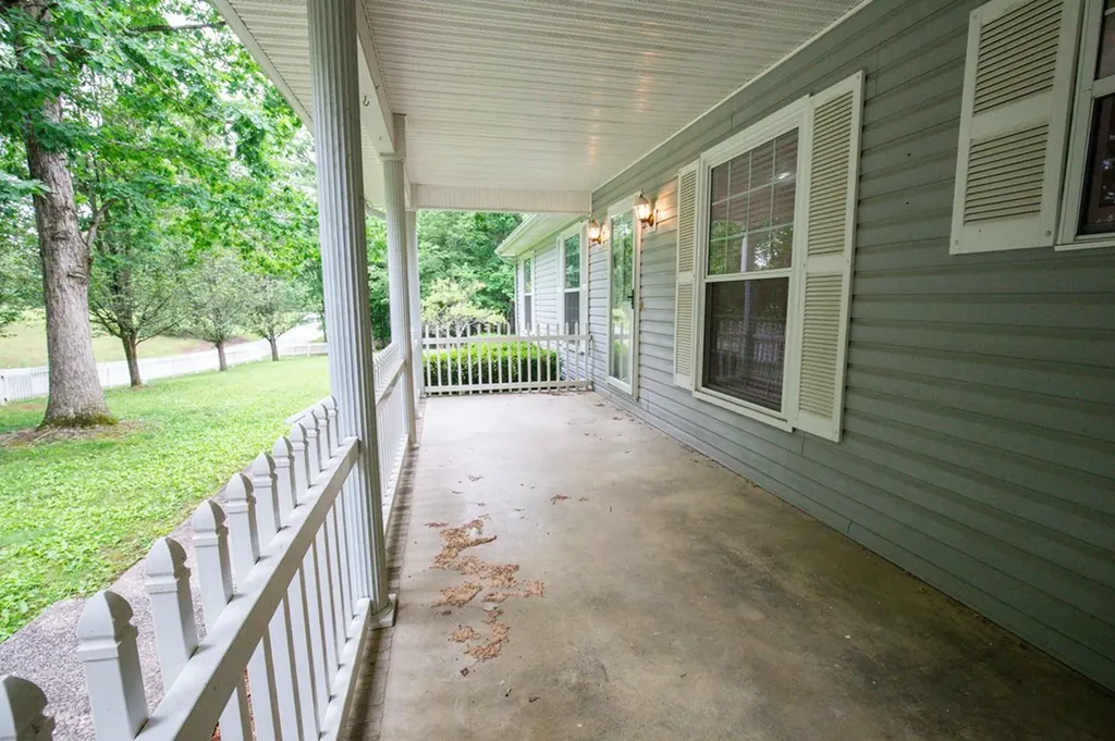 501 Bluff View Drive Spencer TN 38585
