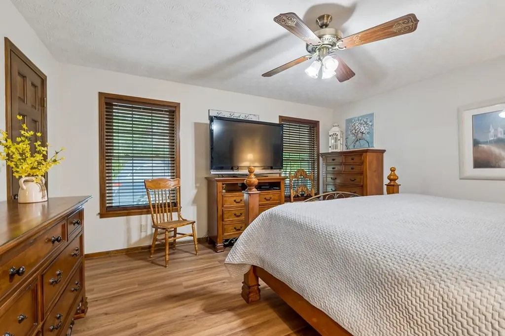 20 Riverbend Lane Carthage TN 37030-2035