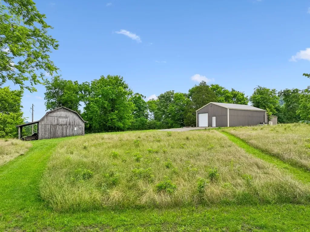 20 Riverbend Lane Carthage TN 37030-2035