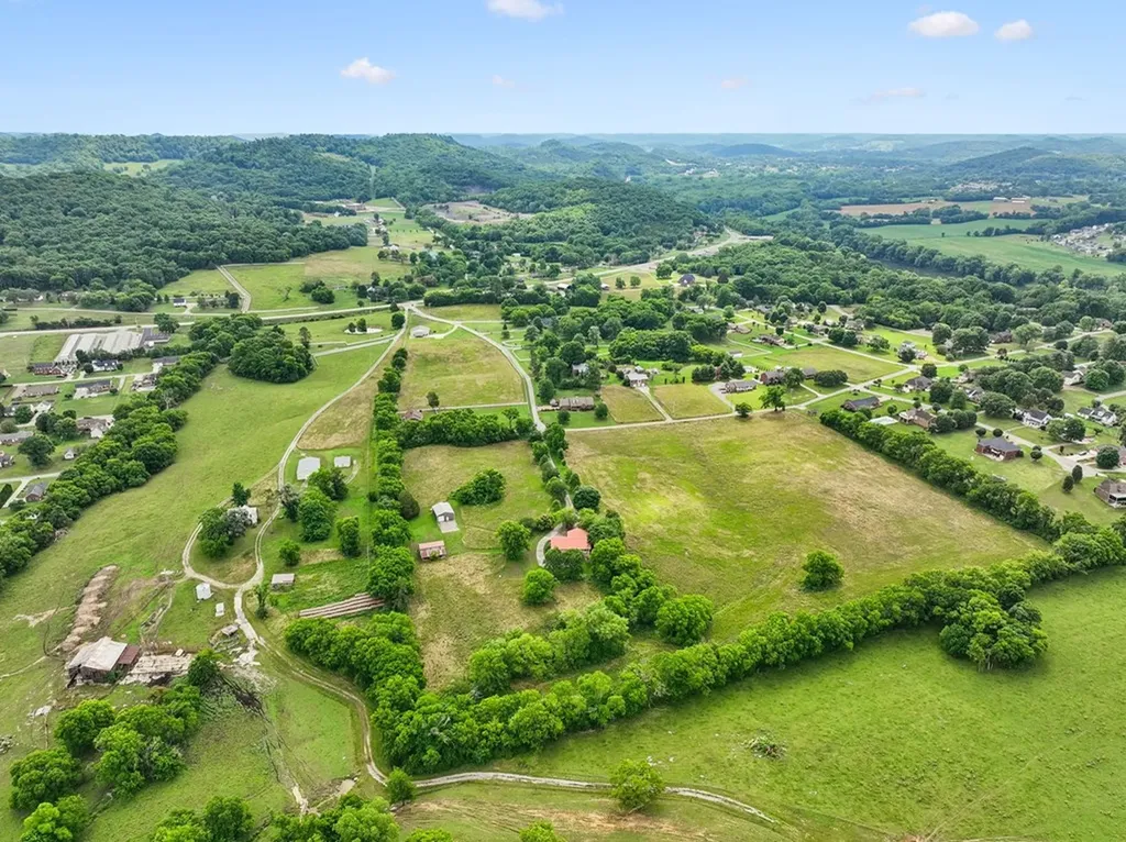 20 Riverbend Lane Carthage TN 37030