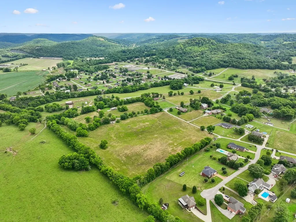 20 Riverbend Lane Carthage TN 37030