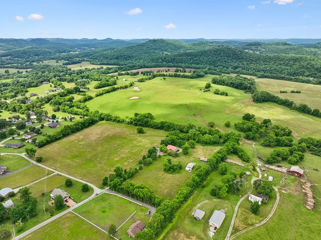 20 Riverbend Lane Carthage TN 37030
