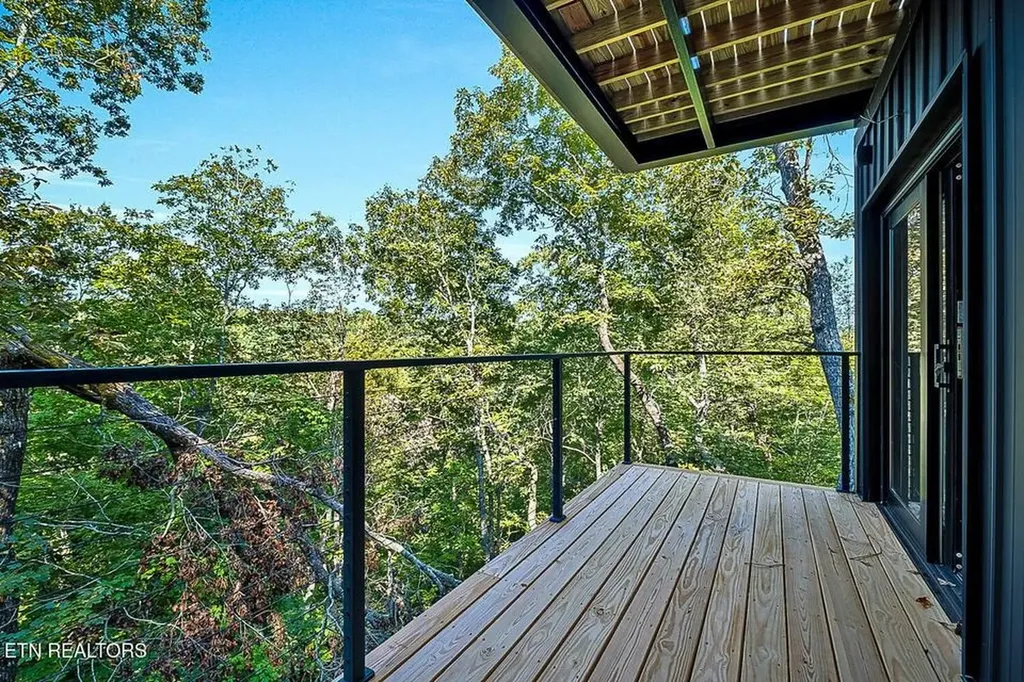 551 Soft Ridge Road Celina TN 38551