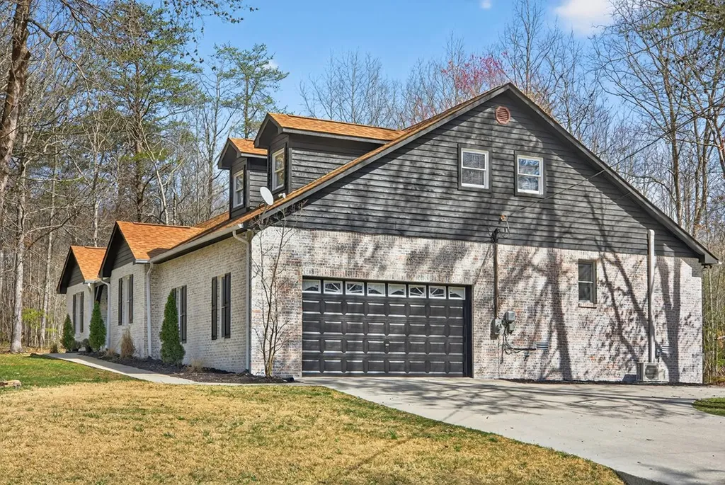 204 Meadowview Drive Crossville TN 38558