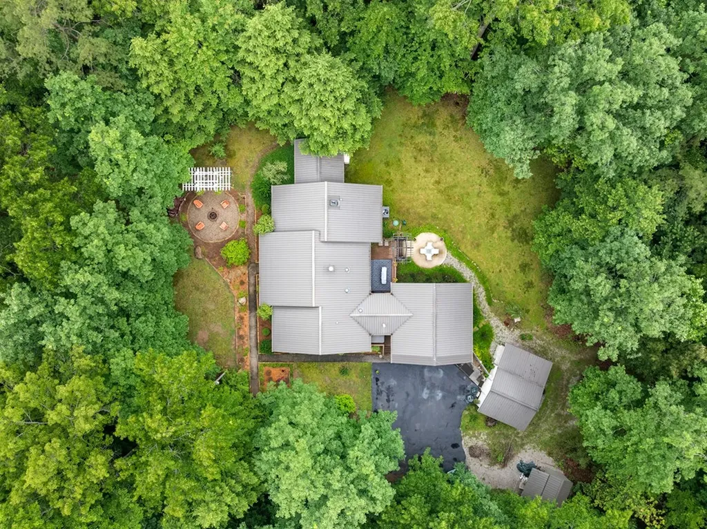 1320 Laurel Way Monterey TN 38574