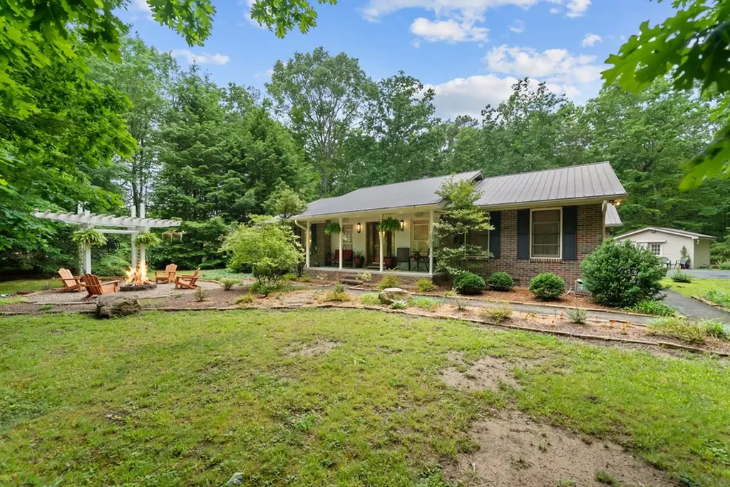 1320 Laurel Way Monterey TN 38574