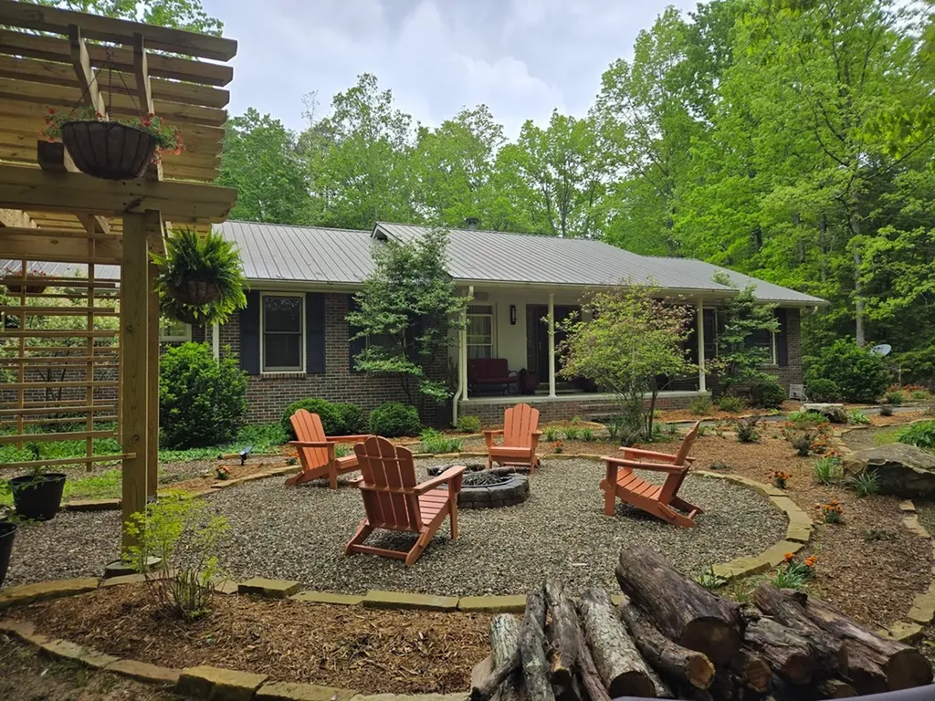 1320 Laurel Way Monterey TN 38574