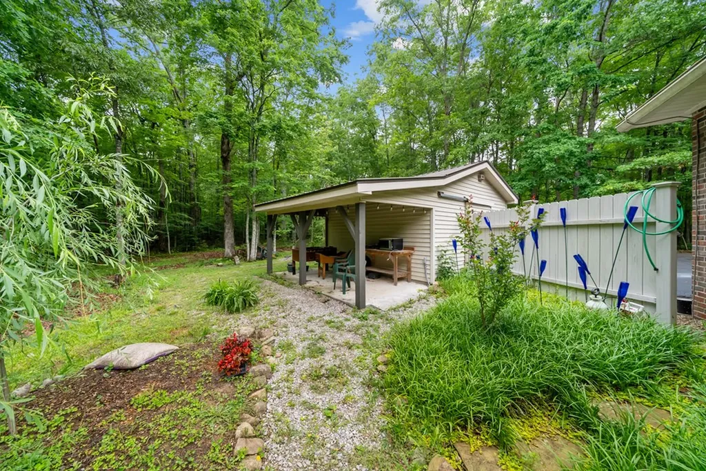 1320 Laurel Way Monterey TN 38574
