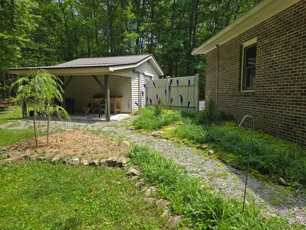 1320 Laurel Way Monterey TN 38574